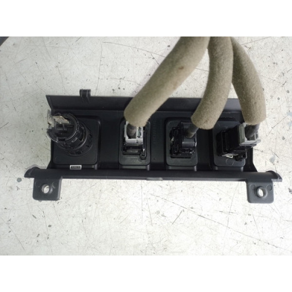 Entrada Auxiliar Usb/ Hdmi/ Power Outlet Honda Hr-v 2016