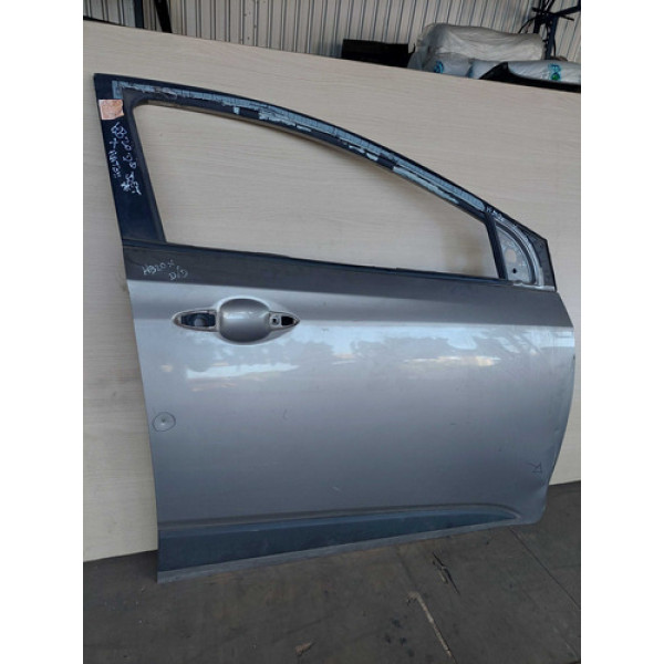 Porta Dianteira Direita Hyundai Hb20x 2015 Com Detalhe