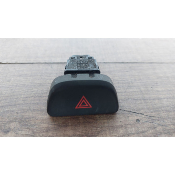 Botão Interruptor Do Pisca-alerta Nissan March 2012 