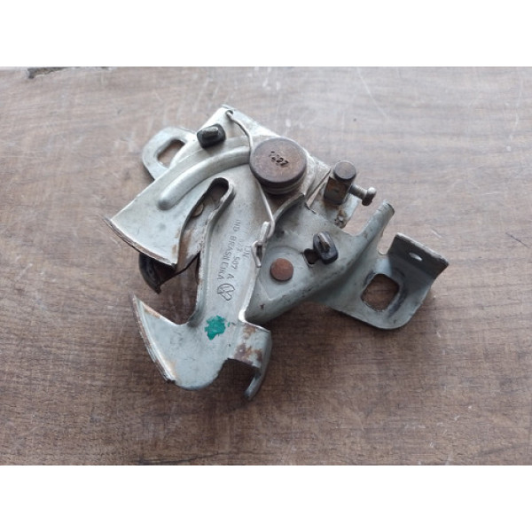 Fechadura Capô Volkswagen Saveiro G3 1.8 2005 