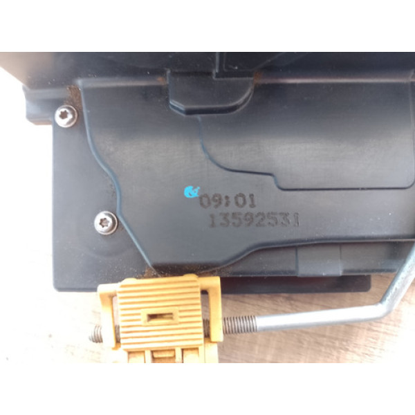 Fechadura Elétrica Porta Traseira Esquerda Gm Spin 2015 