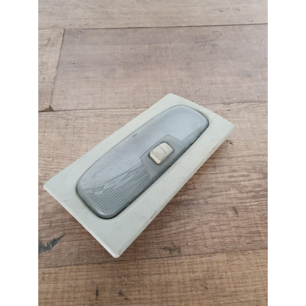 Luz Cortesia Renault Sandero 2011