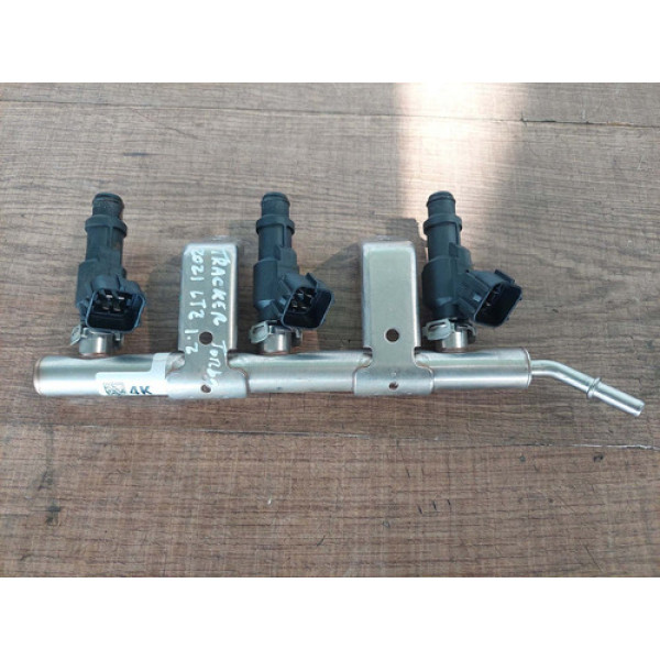 Flauta Com Bicos Chevrolet Tracker Ltz 1.2 Turbo 2021