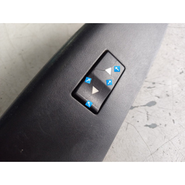 Botão Vidro Dianteiro Direito Fiat Stilo 2007 C/detalhe