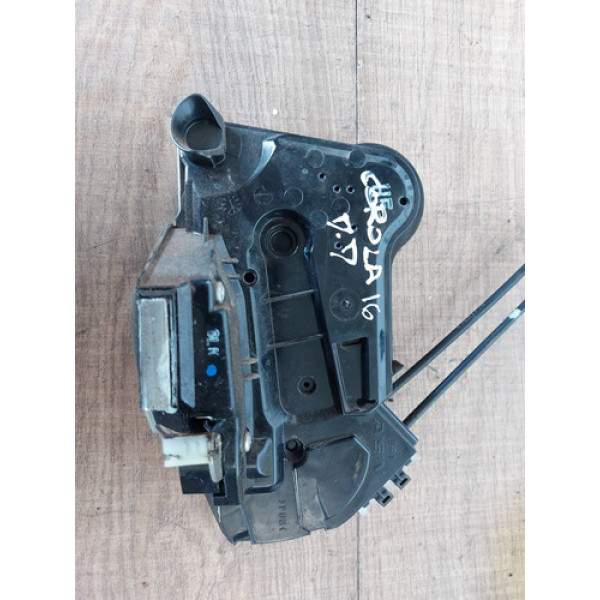 Fechadura Dianteira Direita Toyota Corolla 2016 