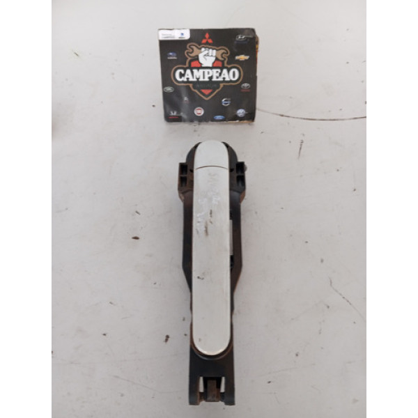 Maçaneta Externa Dianteira Direita Volkswagen Saveiro 2018