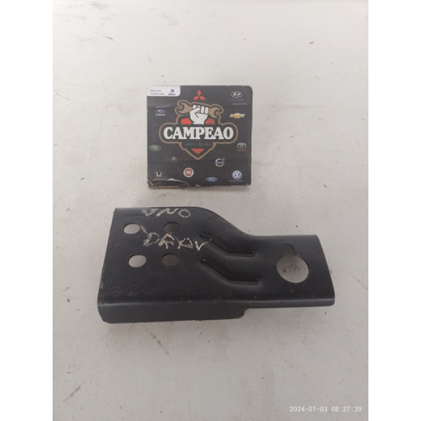 Suporte Esquerdo Radiador Fiat Uno 2018