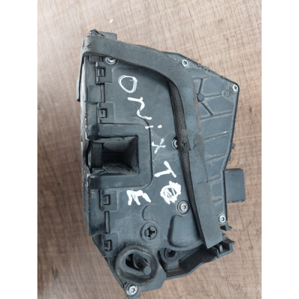 Fechadura Traseira Esquerda Onix 2017