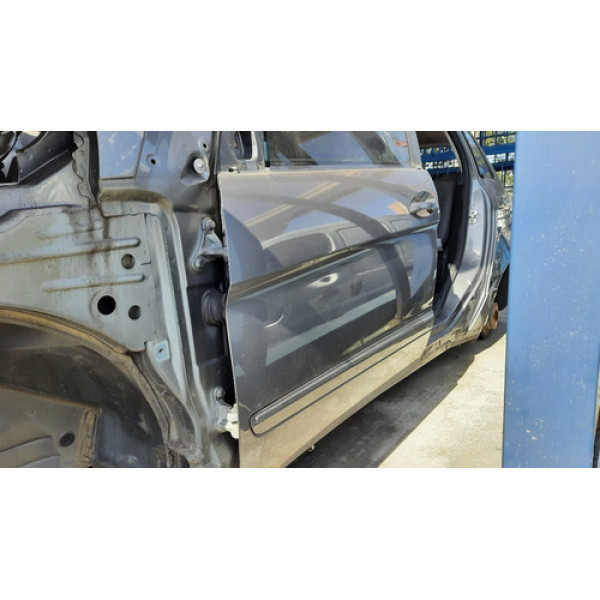 Porta Dianteira Esquerda Mercedes B200 2010