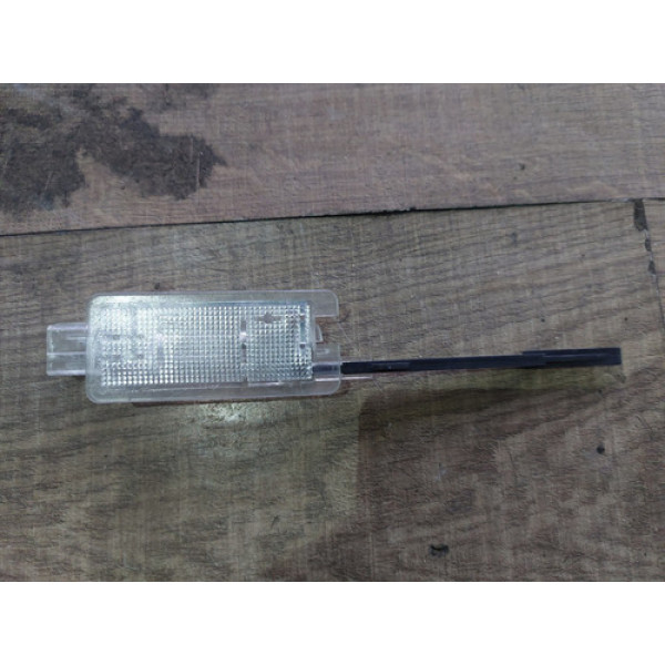 Luz Cortesia Lateral Grand Siena 2013