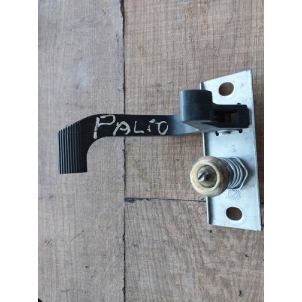 Fecho Superior Capô Fiat Palio 2000 