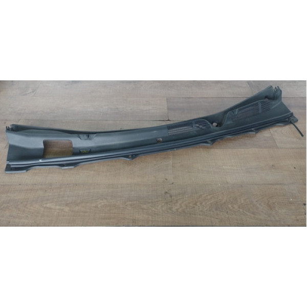 Grade Churrasqueira Para-brisa Gm Chevrolet Cobalt 1.8 2013