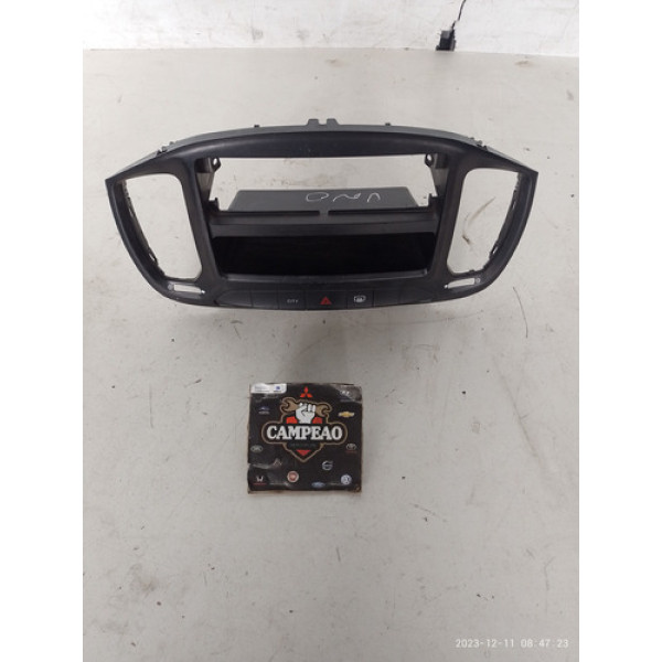 Moldura Painel Central Fiat Uno 2017