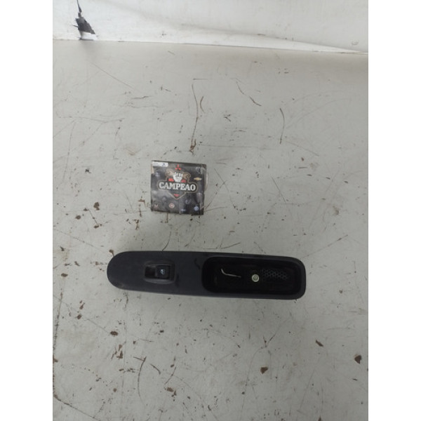 Botao Vidro Dianteiro Direito Fiat Mobi 2020