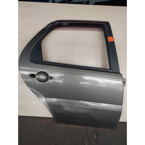 Porta Traseira Direita Fiat Siena 2011 Com Detalhes