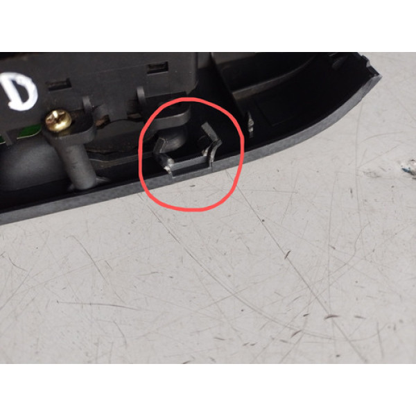 Botão Vidro Traseiro Direito   Moldura Fit 2007 Com Detalhe