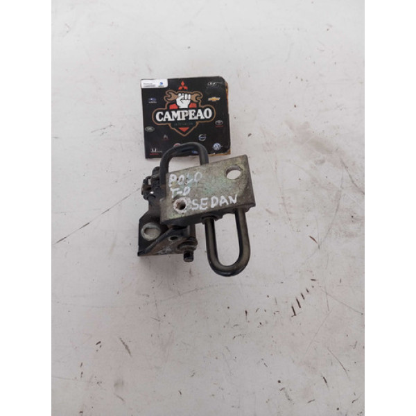 Trava Porta Traseira Direita Volkswagen Polo Sedan 2006