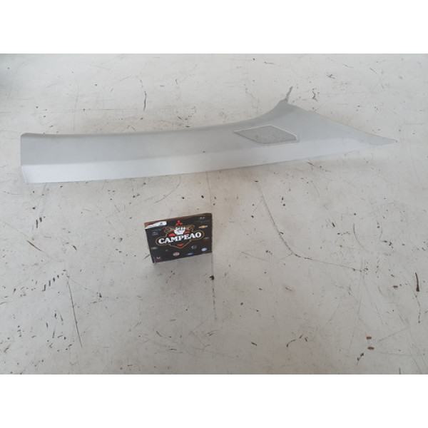 Acabamento Coluna Parabrisa Direito Volkswagen Polo 2019