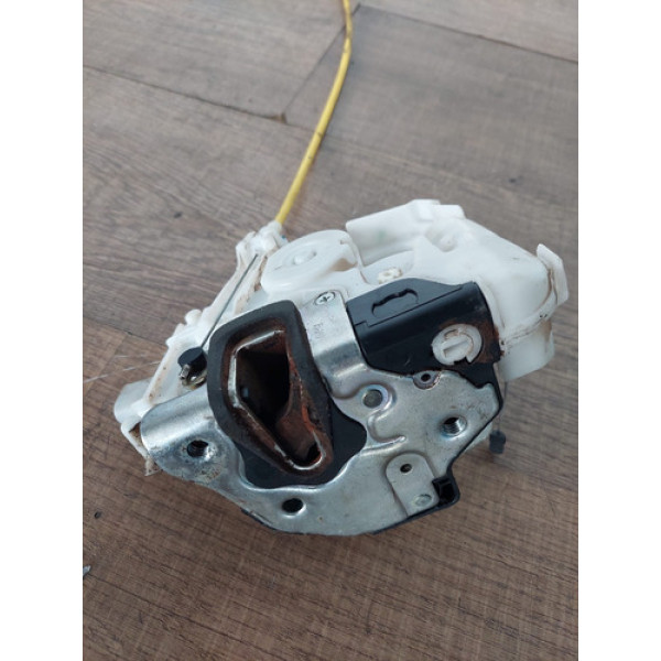 Fechadura Dianteira Direita Volkswagen Saveiro 2014