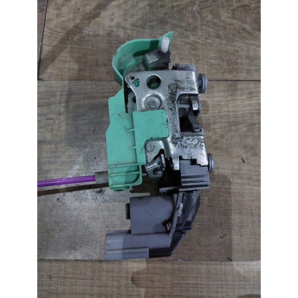 Fechadura Dianteira Direita Punto 2012 