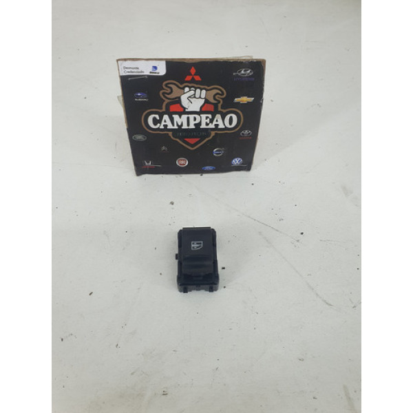 Botao Vidro Dianteiro Direito Renault Duster 2019