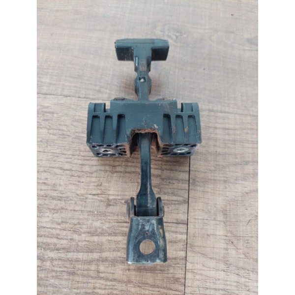 Limitador Porta Dianteiro Direito Volkswagen Saveiro 2014