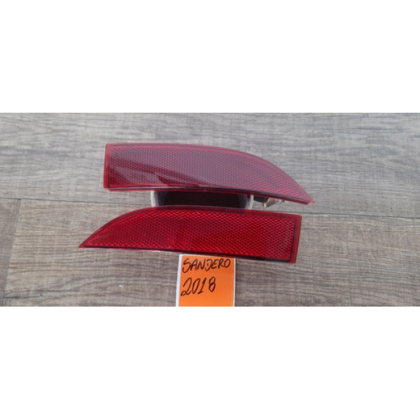 Refletor Olho De Gato Sandero 2018