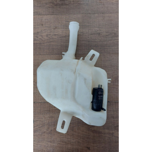 Reservatório De Agua Do Parabrisas Fiorino 2016