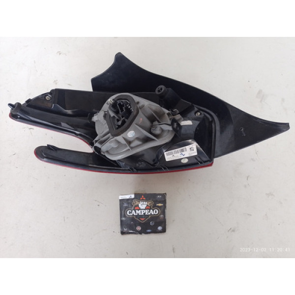 Lanterna Direita Peugeot 208 1.2 2017