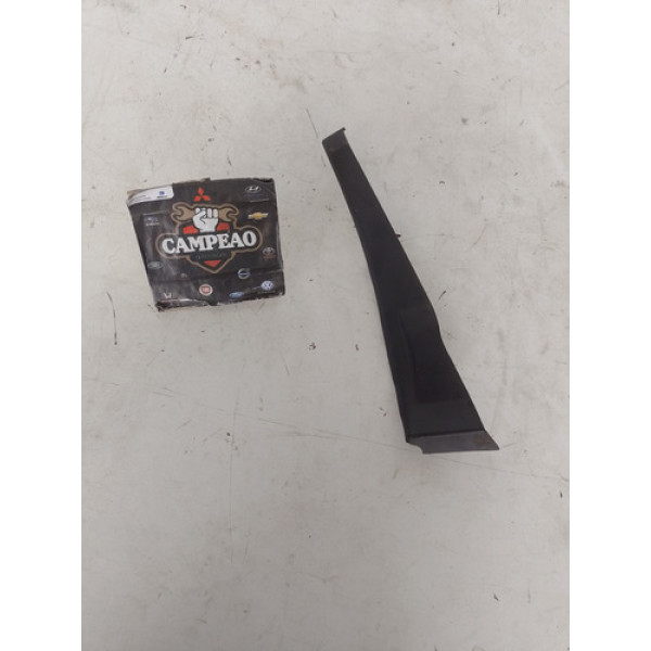 Acabamento Lateral Parabrisa Chevrolet Onix 2018