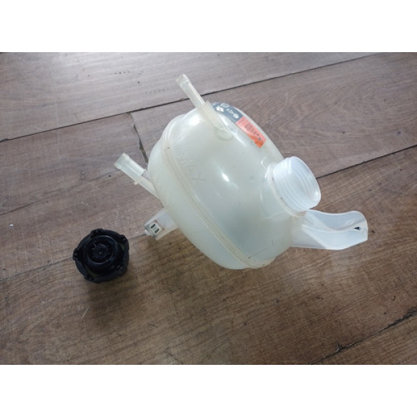 Reservatório Água Radiador Nissan Kicks 1.6 16v 2019 Manual