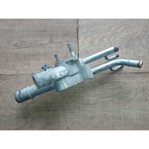 Carcaça Válvula Termostática Hyundai I30 2.0 2010 Manual