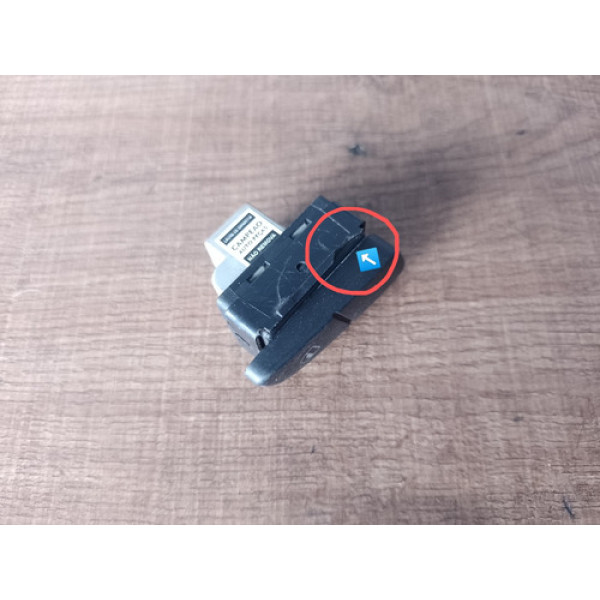 Botão Vidro Elétrico Traseiro Esq. Vw Polo 2004 Detalhe