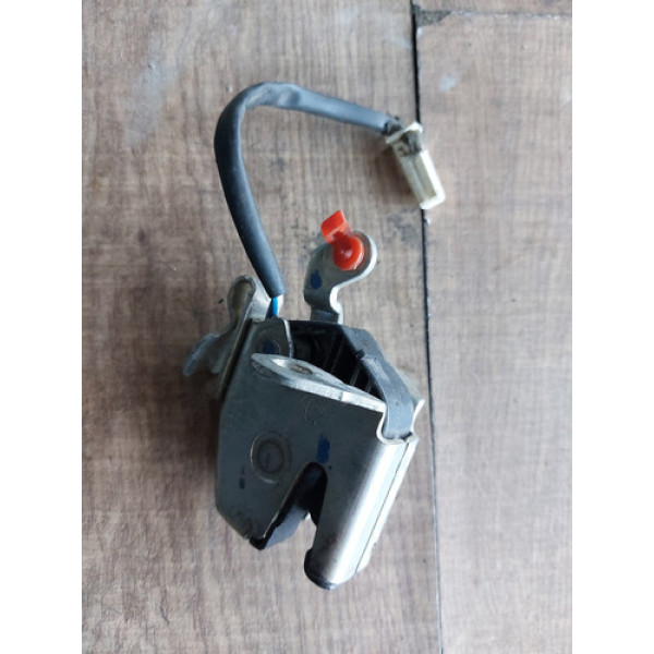 Fechadura Da Tampa Traseira Fiat Doblo 2011