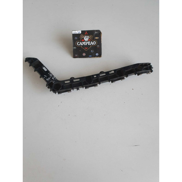 Guia Para-choque Traseiro Esquerdo Toyota Corolla 2021