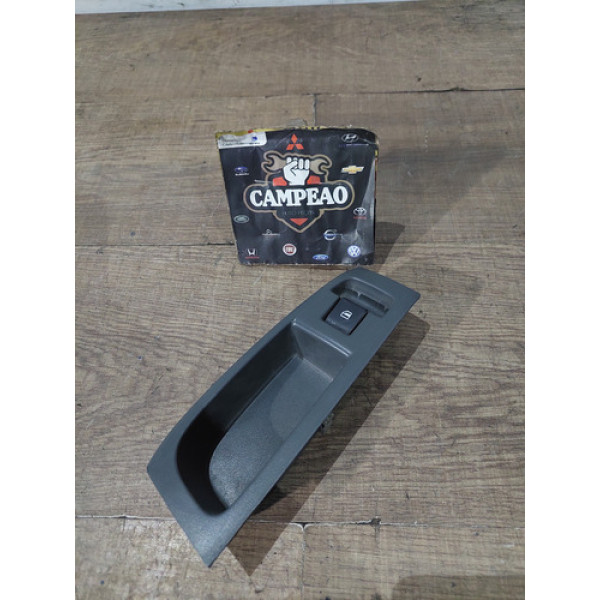 Botão Dianteiro Direito Volkswagen Fox 2005