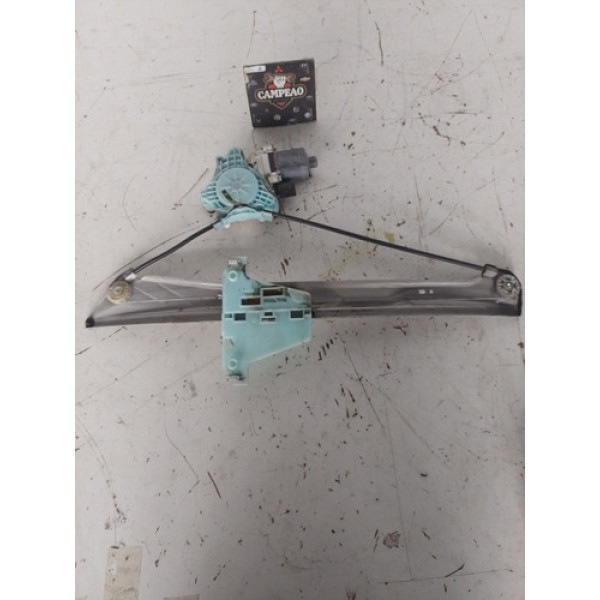 Máquina Vidro Dianteira Direita Volkswagen Fox 2017