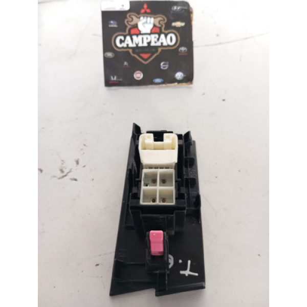 Botao Vidro Traseiro Esquerdo Toyota Corolla 2016