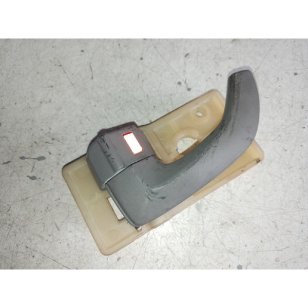 Maçaneta Interna Esquerda Hyundai Tucson 2008