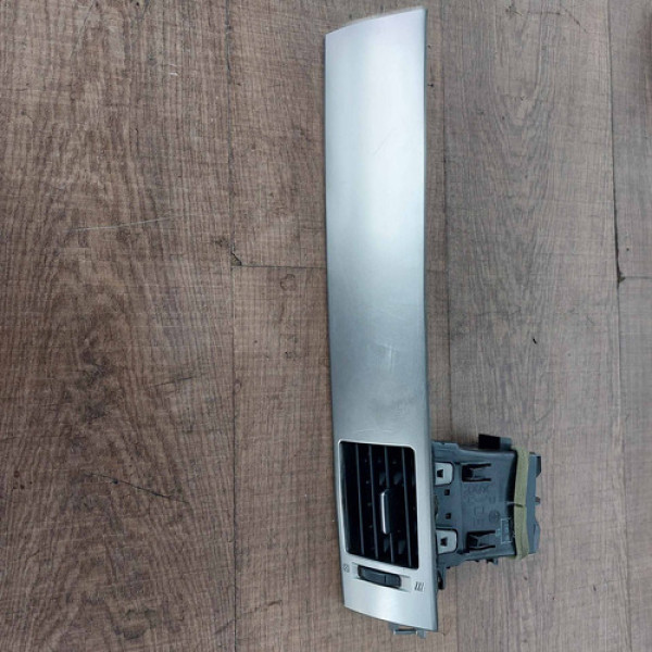 Difusor Ar Direito Moldura Nissan Tiida 2014