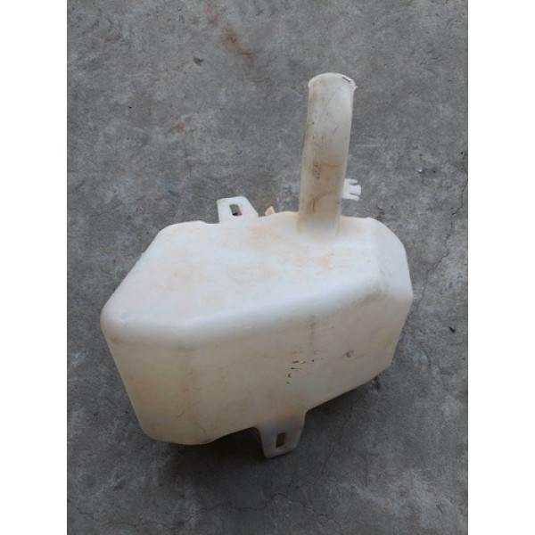 Reservatório De Água Para-brisa Fiat Strada 2008