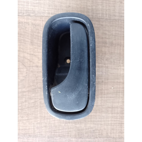 Maçaneta Interna Esquerda Fiat Fiorino 2018