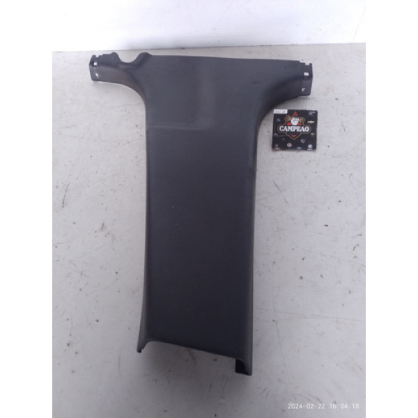 Acabamento Esquerdo Coluna Central Nissan Versa 2016