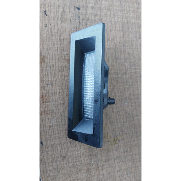 Luz De Placa Fiat Strada 2021