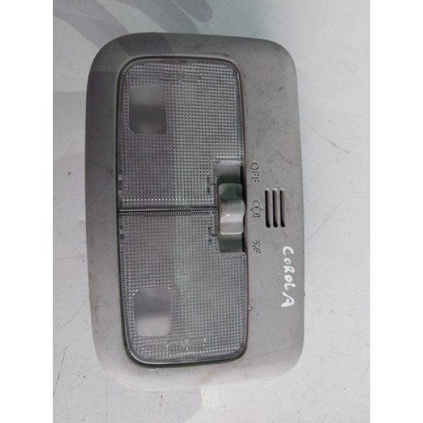 Luz Cortesia Toyota Corolla 2015 