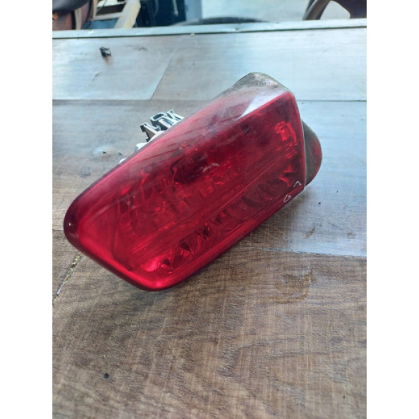 Lanterna Tampa Esquerda Fiat Stilo 2007