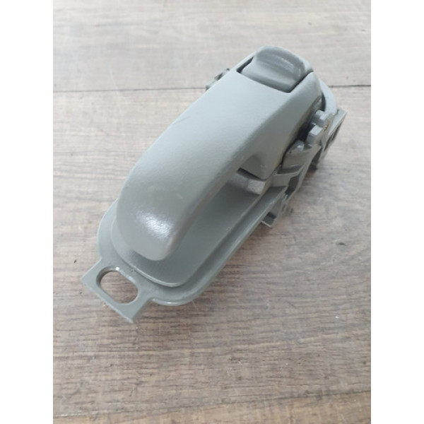 Maçaneta Interna Dianteira Esquerda Nissan Livina 2010