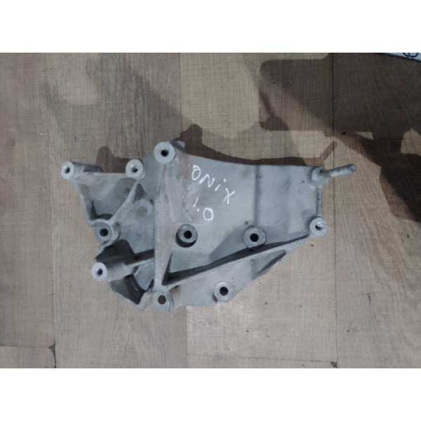 Suporte Alternador Compressor Gm Onix 1.0 2017 Automático 