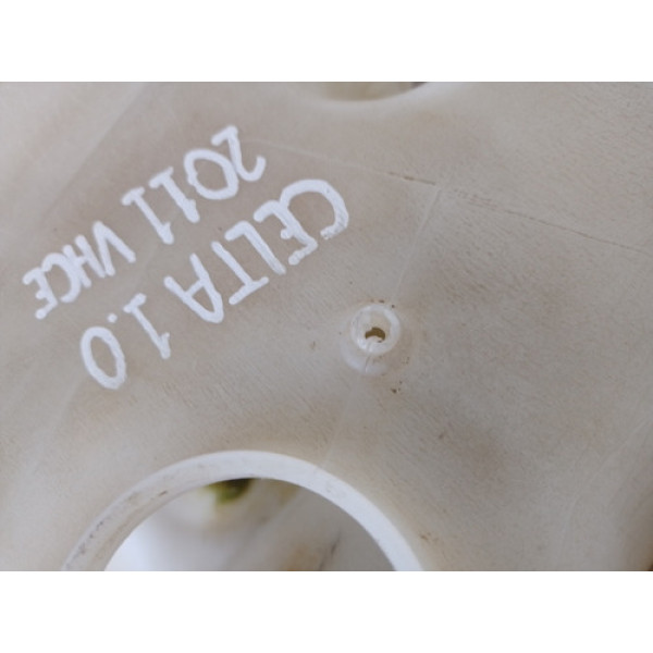 Reservatório Água Limpador Gm Chevrolet Celta 2011 Cdetalhe