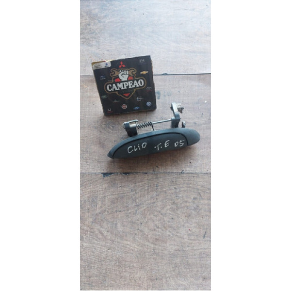 Maçaneta Externa Traseira Esquerda Clio 2005